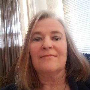 Meet your Posher, Janet